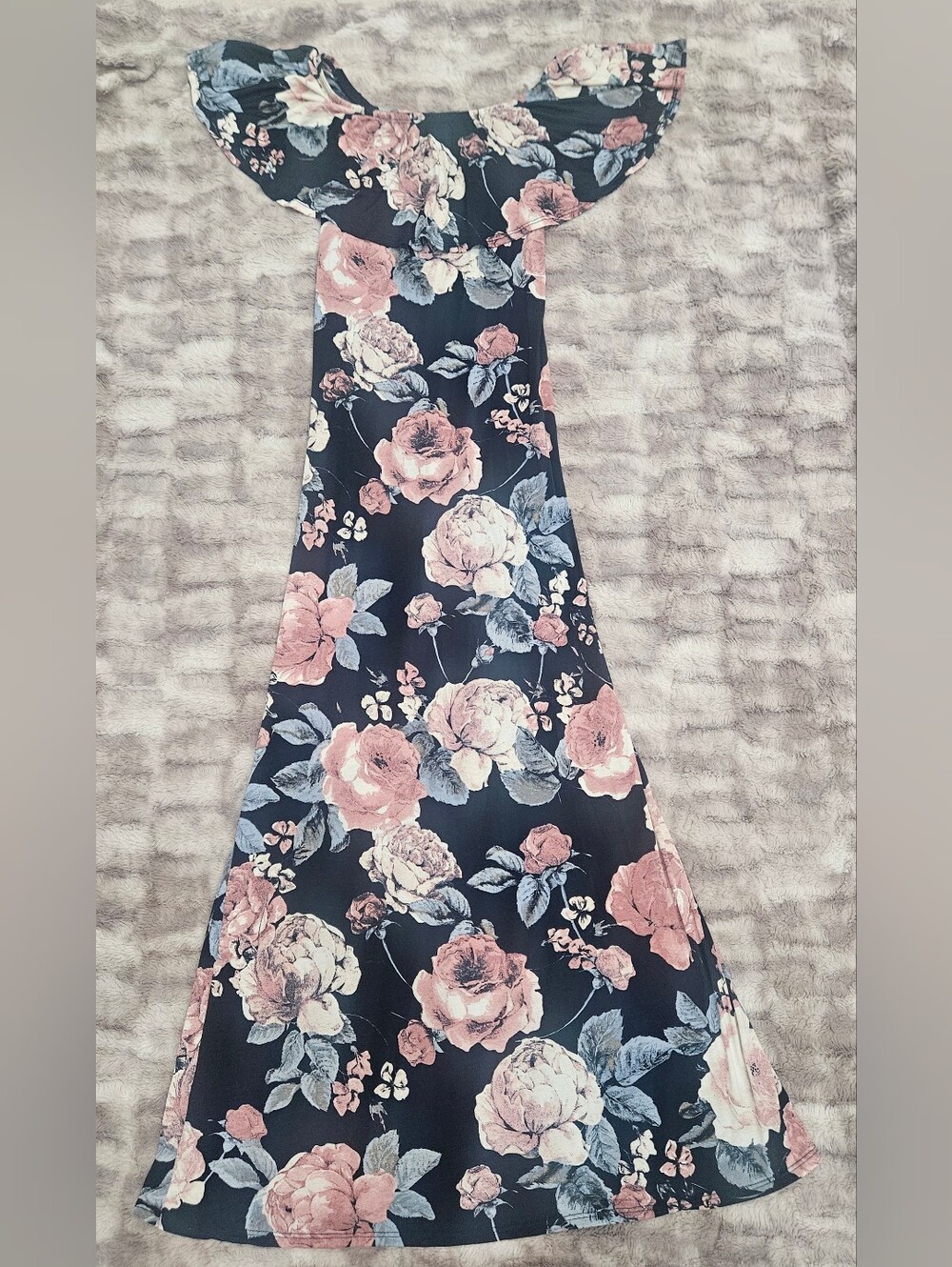 Cherry Mellow Floral Off-Shoulder Maxi Dress - Navy with Pink Blossoms Size S